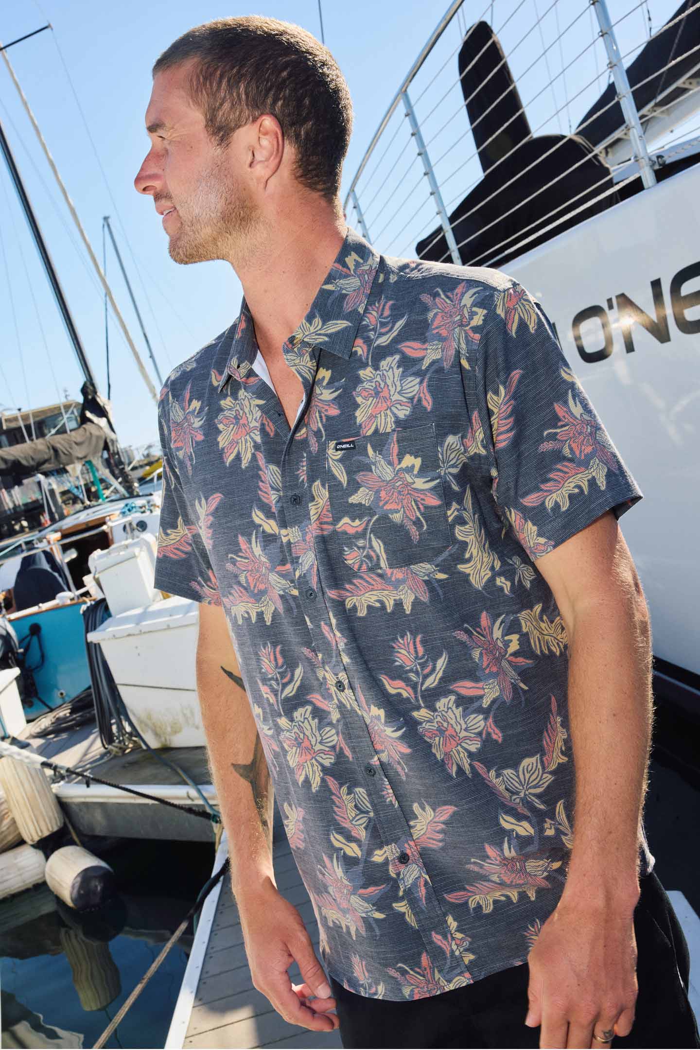 Upf Slub Standard Wvn Shirt Standard Fit Shirt - Black | O'Neill