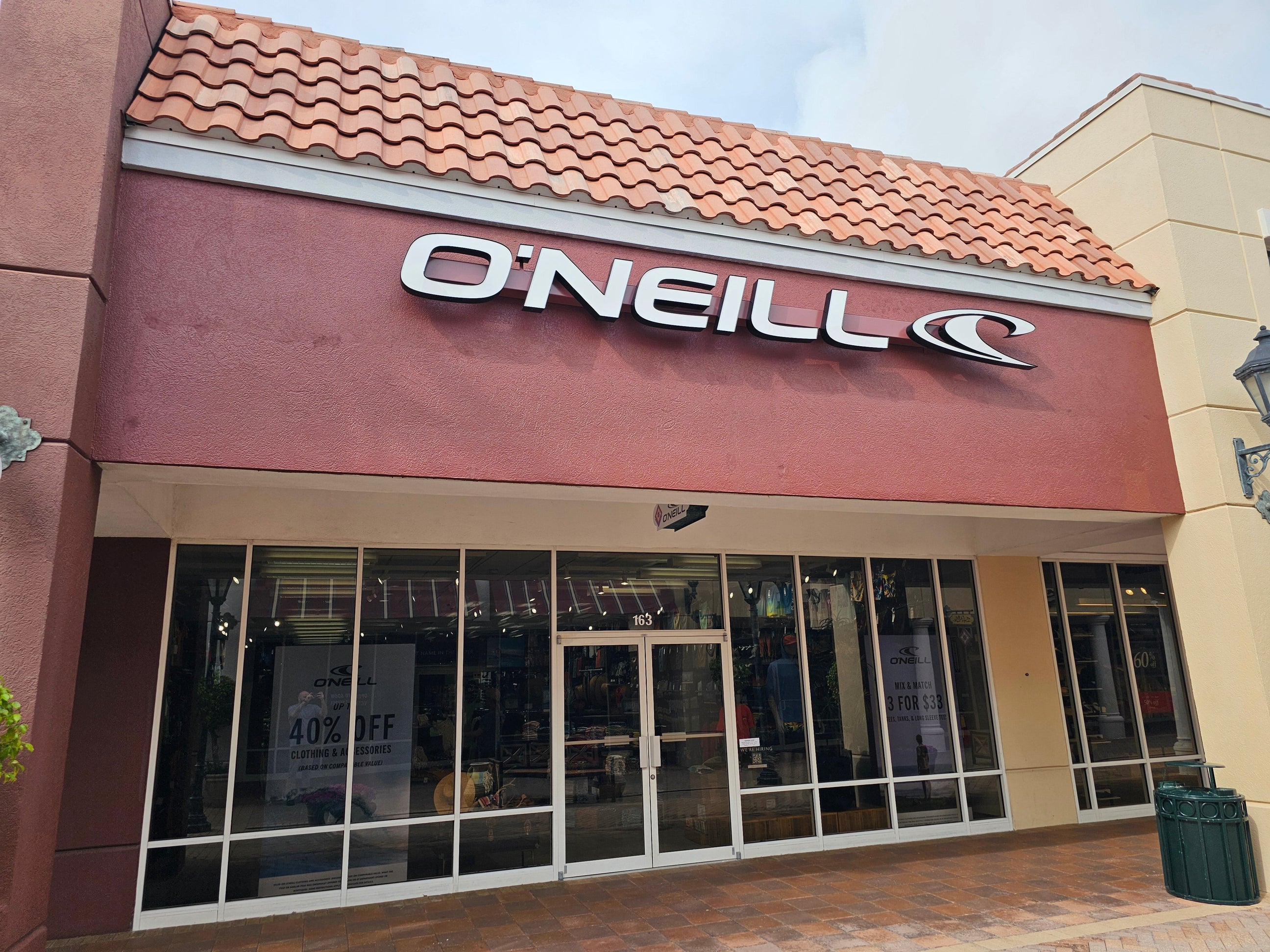 O'Neill Stores & Authorized Retailers