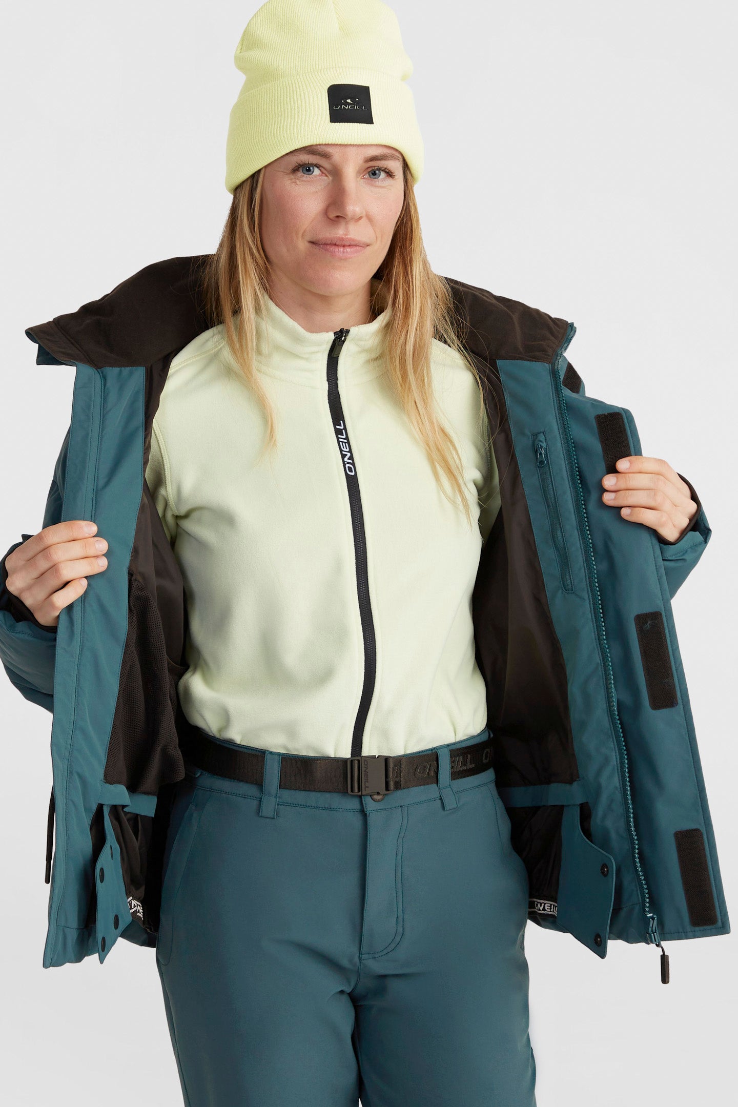 FROSTBLOOM HYBRID JACKET