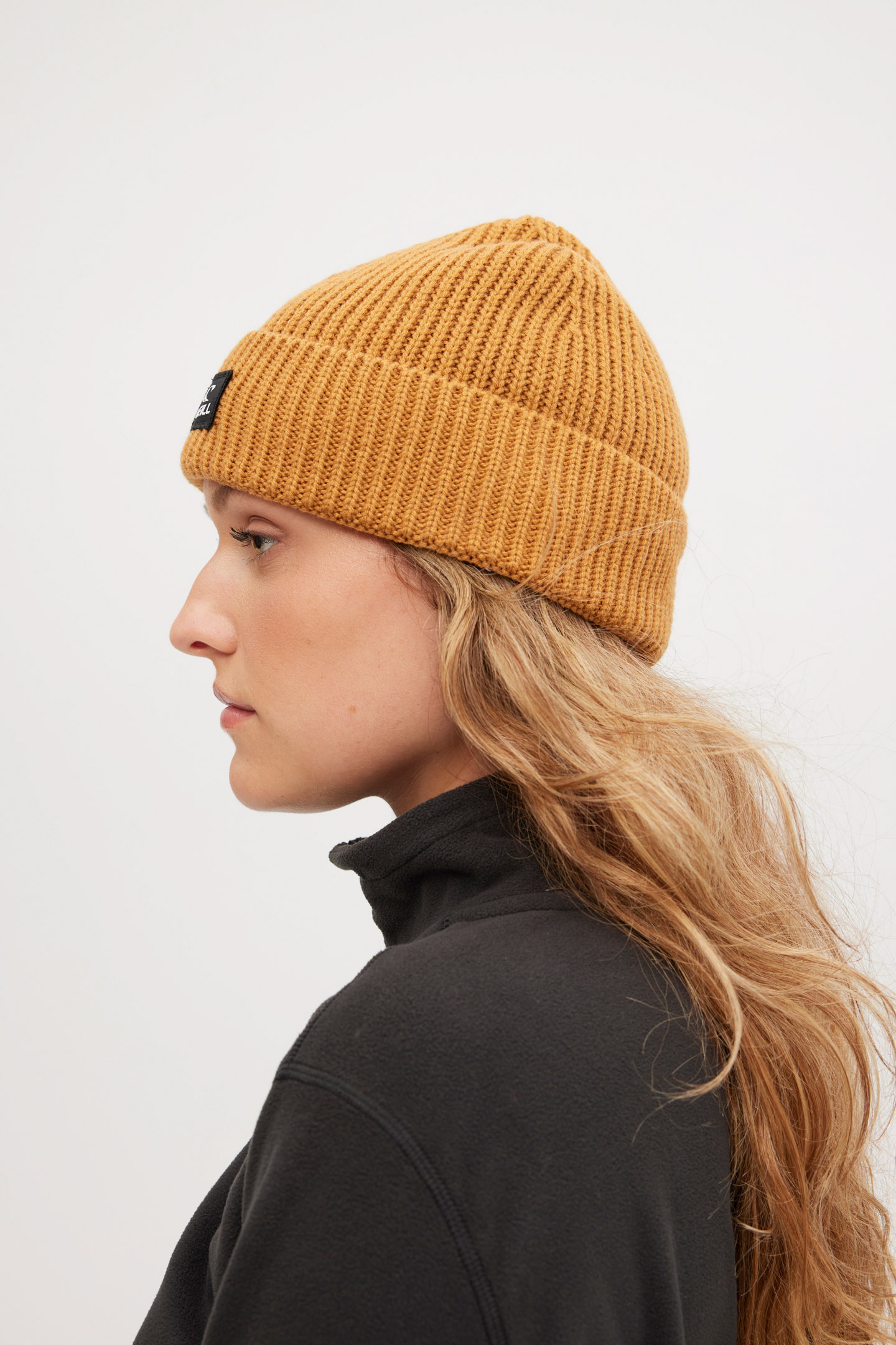 UNISEX BOUNCER BEANIE