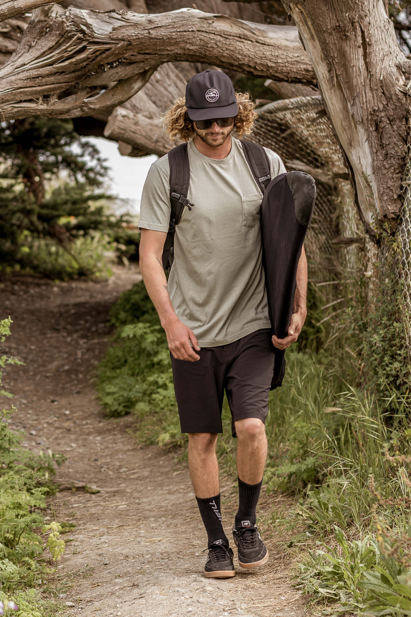 EAST CLIFF EXPEDITION 19" HYBRID SHORTS