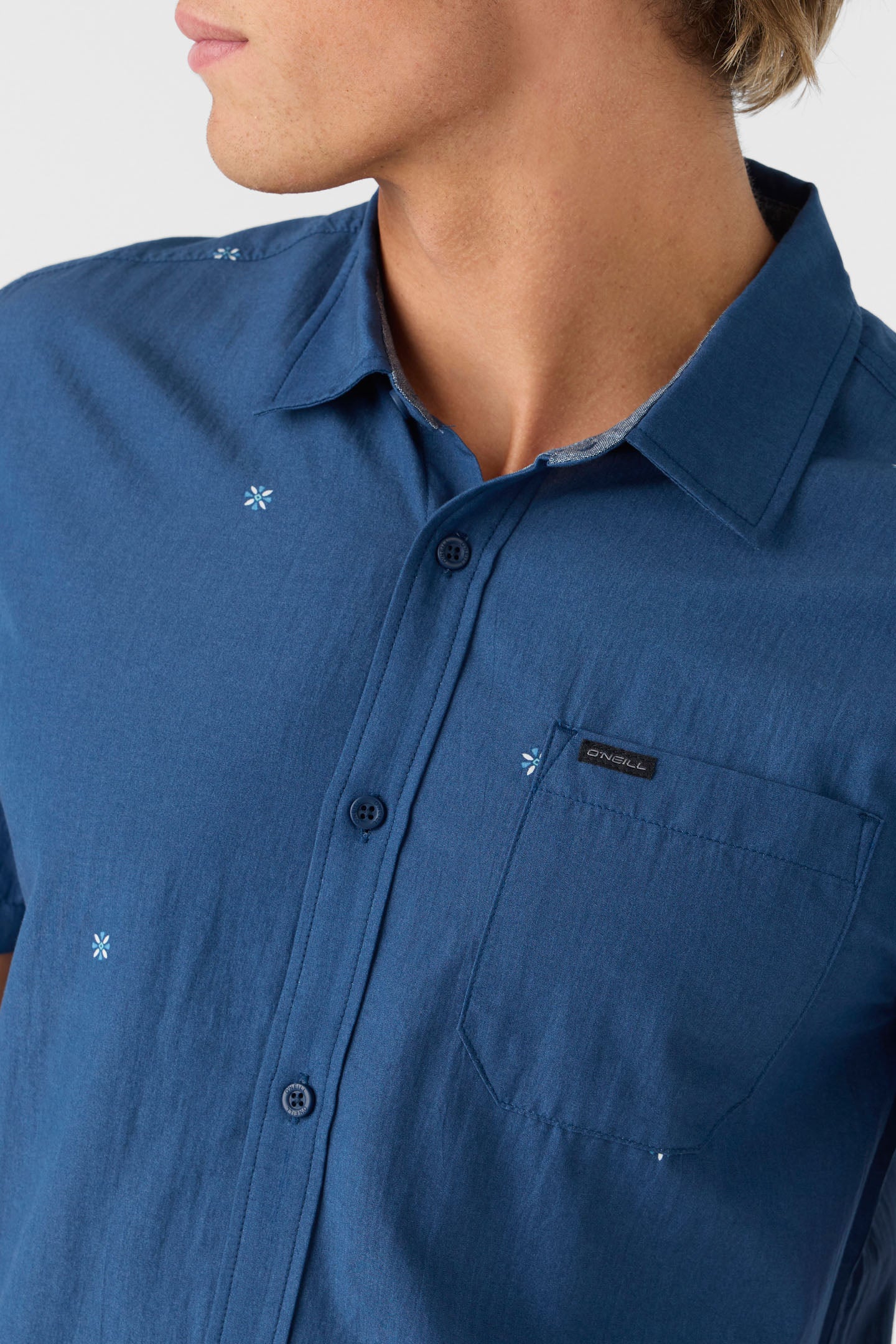 EAST CLIFF HIDEAWAY STANDARD FIT SHIRT