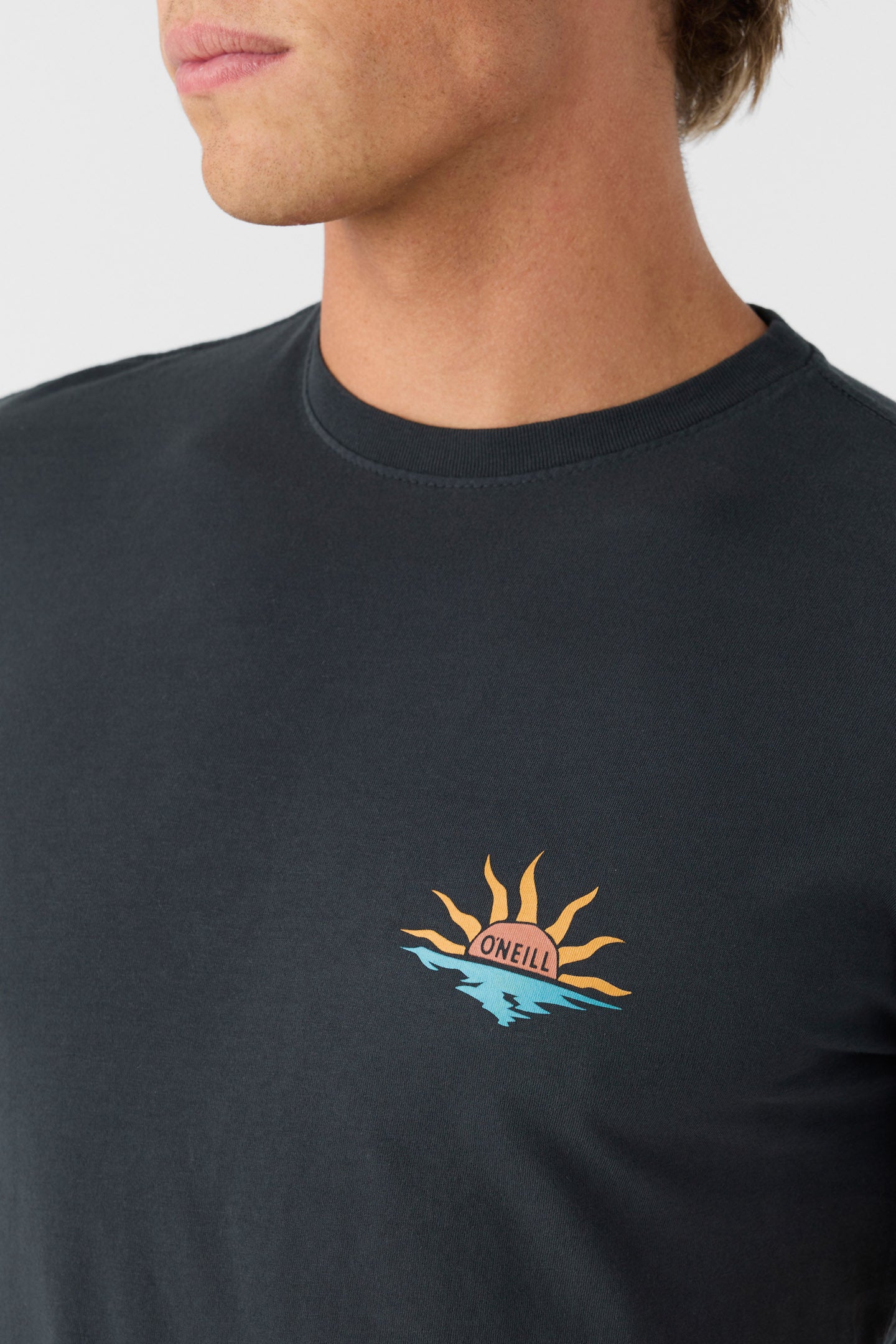 BONES SURFER MODERN FIT TEE