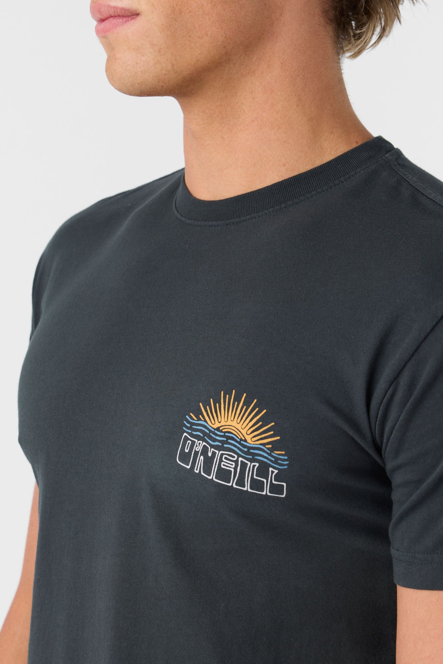 RAYS & WAVES MODERN FIT TEE