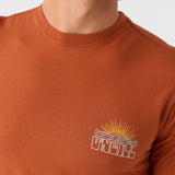 Rays & Waves Modern Fit Tee