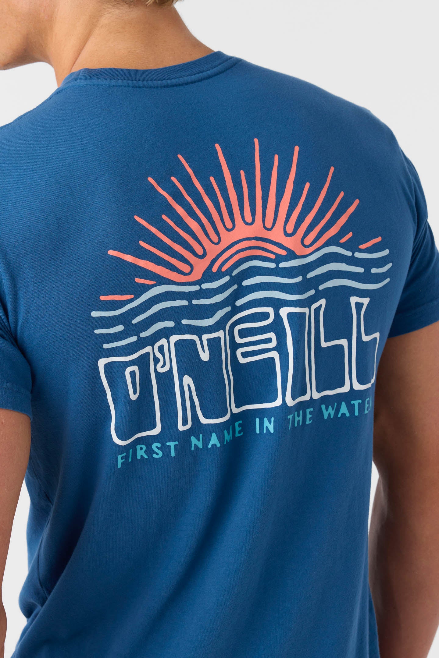 RAYS & WAVES MODERN FIT TEE