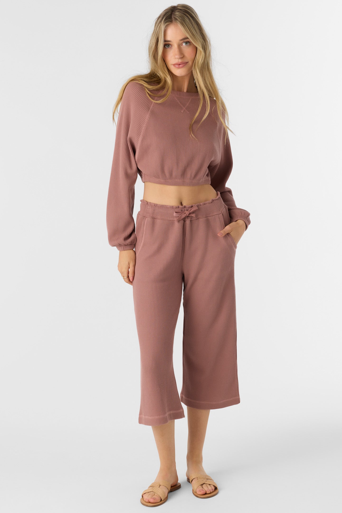 TOUR WAFFLE KNIT CROPPED LOUNGE PANTS