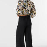 Bridgette Textured Knit Pull-On Cropped Pants