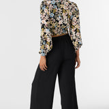 Bridgette Textured Knit Pull-On Cropped Pants