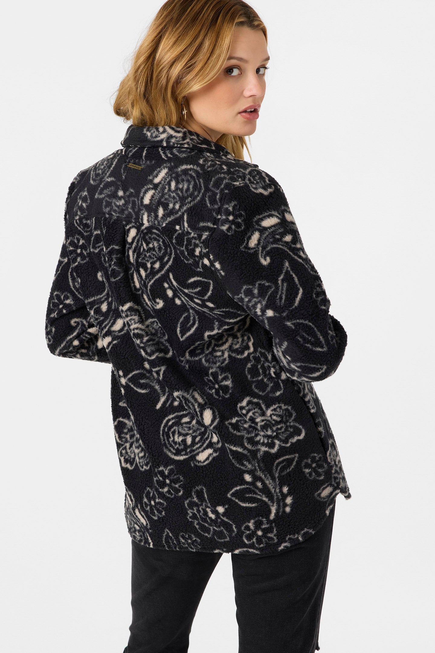 フルーツオブライフ　シノワズリージャケット　黒 Obey Obey Dreams Denim Jacket Dusty Black | Culture Kings US