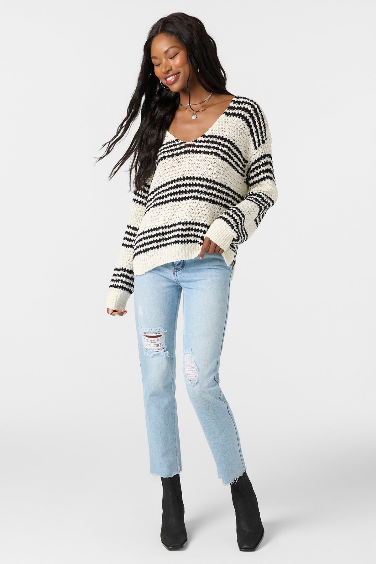 Iyla Long Sleeve Sweater - Black | O