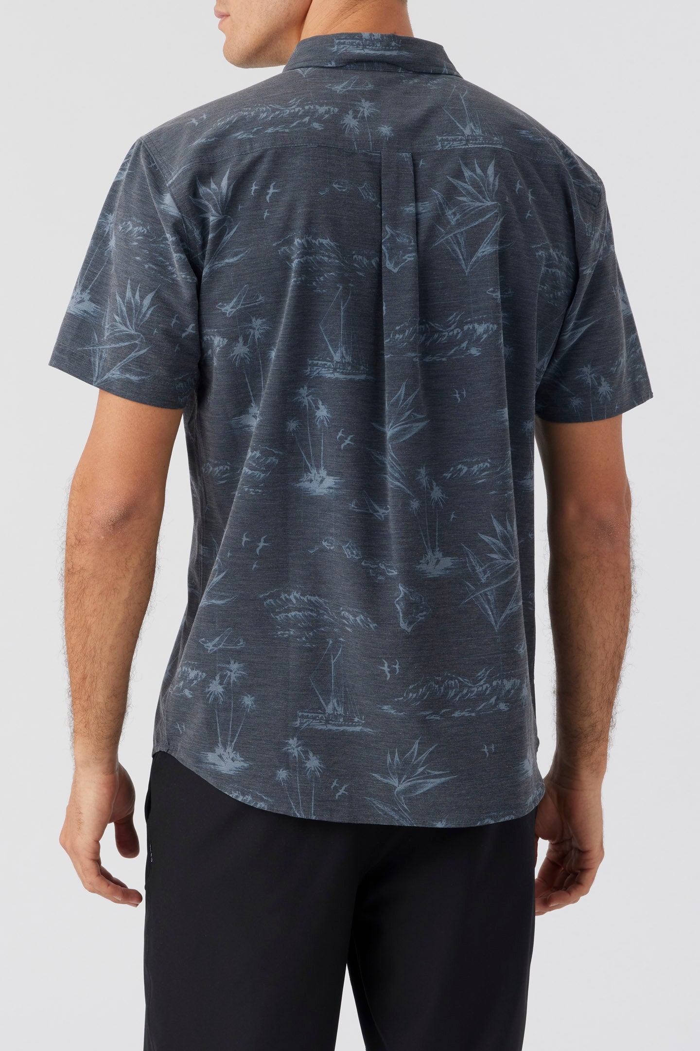 TRVLR UPF TRAVERSE HAWAII RELAXED FIT SHIRT