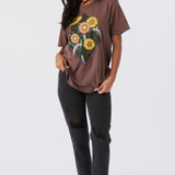Daisy Fields Tee