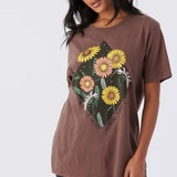 Daisy Fields Tee
