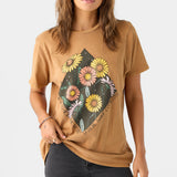 Daisy Fields Tee