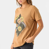 Daisy Fields Tee