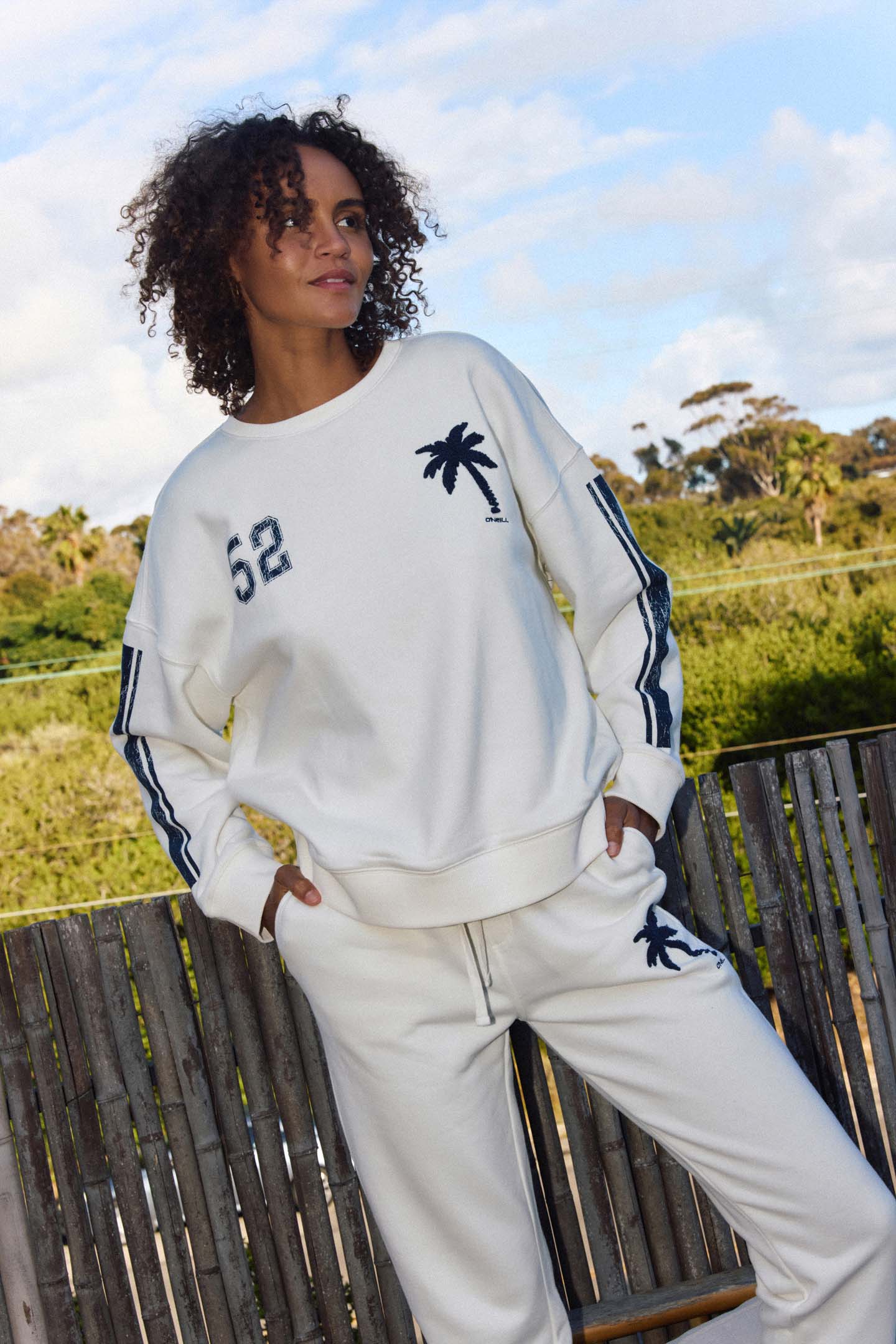 Team Oversized Crew Crew Neck Fleece - Tofu | O'Neill