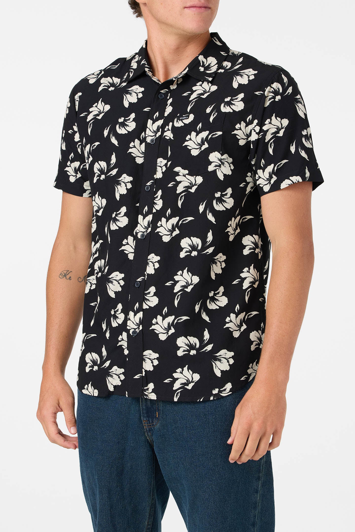 OASIS STANDARD SS WOVEN SHIRT BLACK – O'Neill
