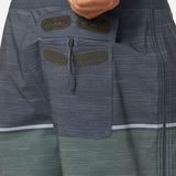 Hyperfreak Mysto Block Scallop 19" Boardshorts - Dark Olive | O'Neill