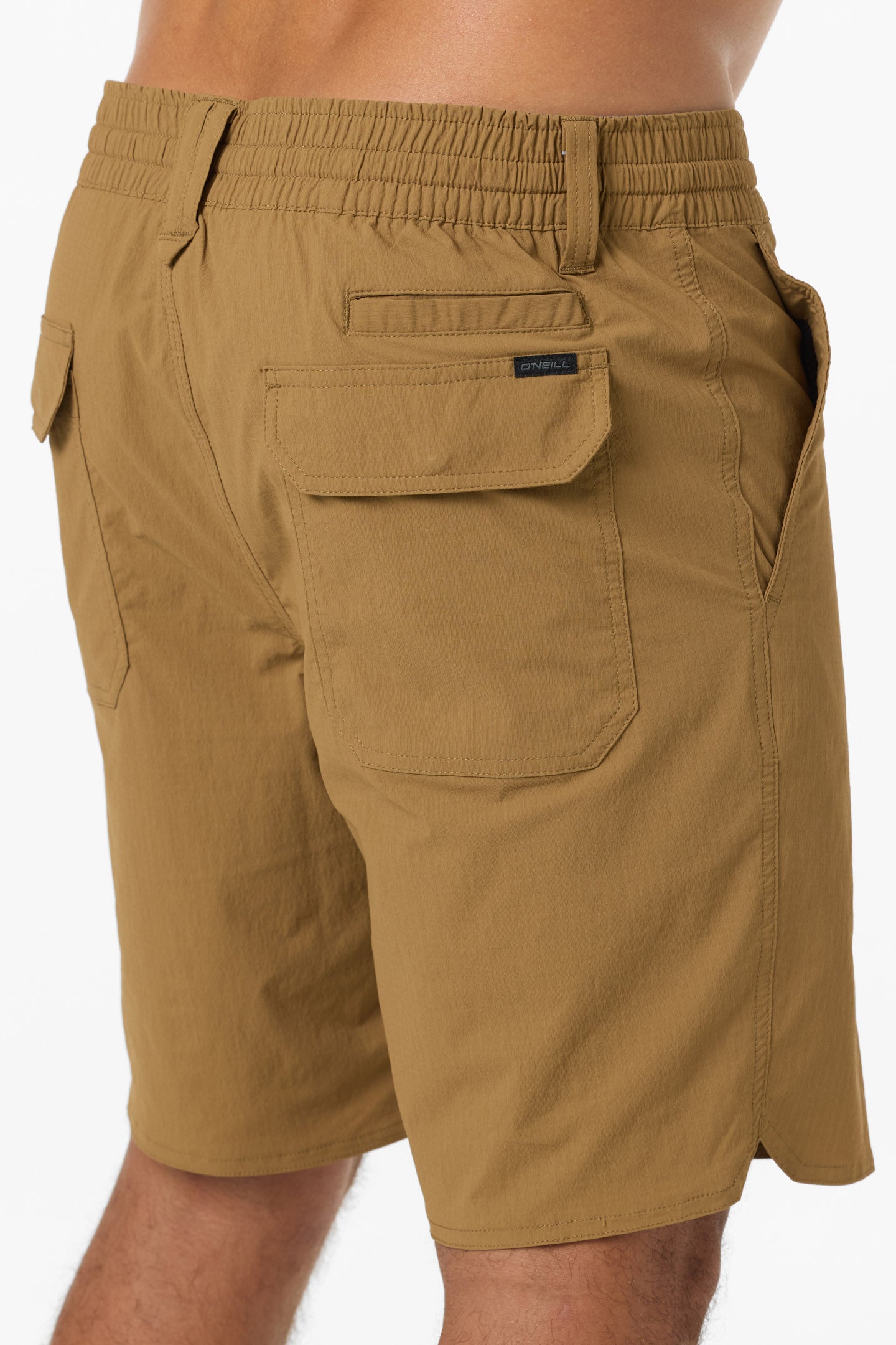 TRVLR Halfback Hybrid 18