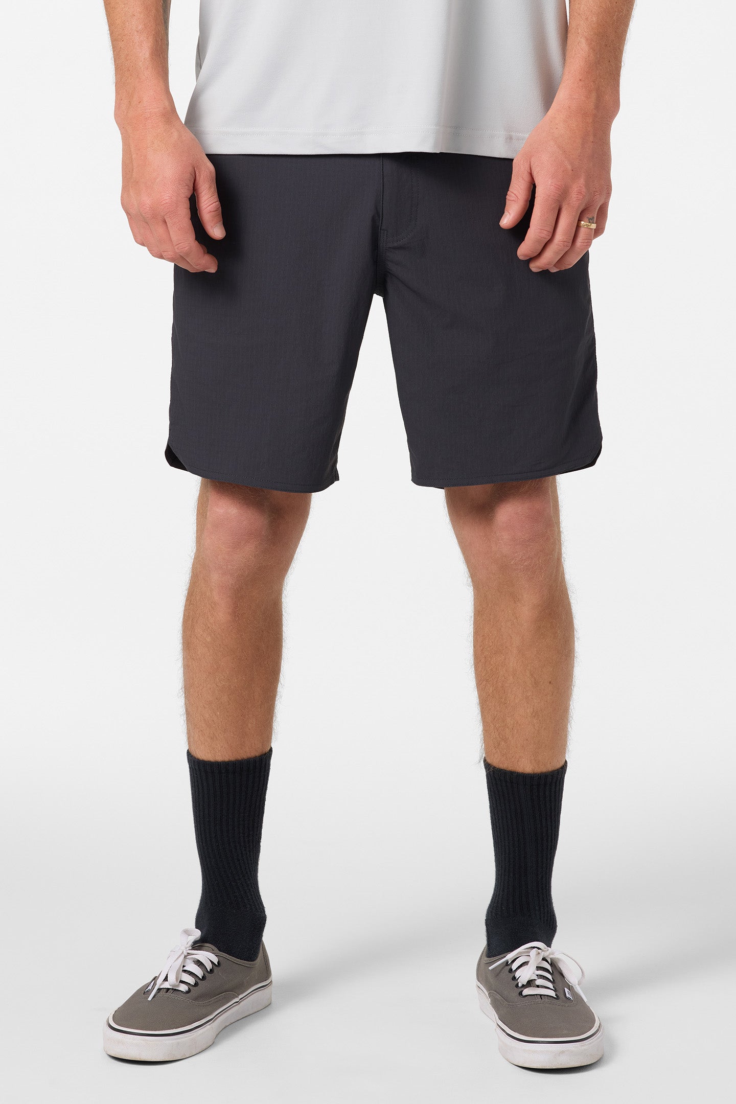 TRVLR Halfback Hybrid 18