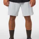 TRVLR Tech Lined 17" Hybrid Shorts - High-Rise | O'Neill