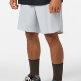 TRVLR Tech Lined 17" Hybrid Shorts - High-Rise | O'Neill
