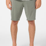 Reserve Light Check 19" Hybrid Shorts