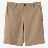 Boy's Reserve Light Check 18" Hybrid Shorts
