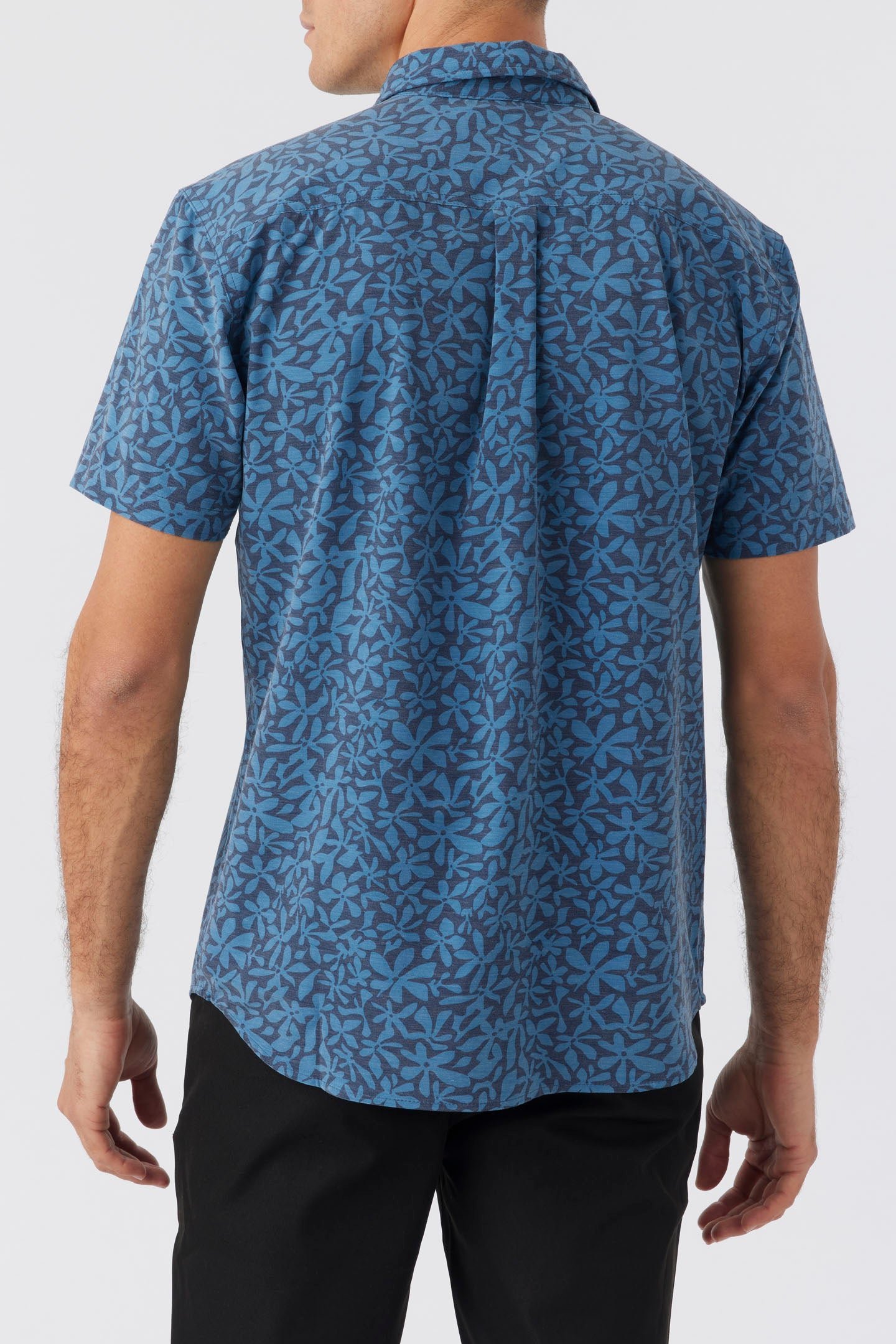 TRVLR UPF TRAVERSE STANDARD FIT SHIRT