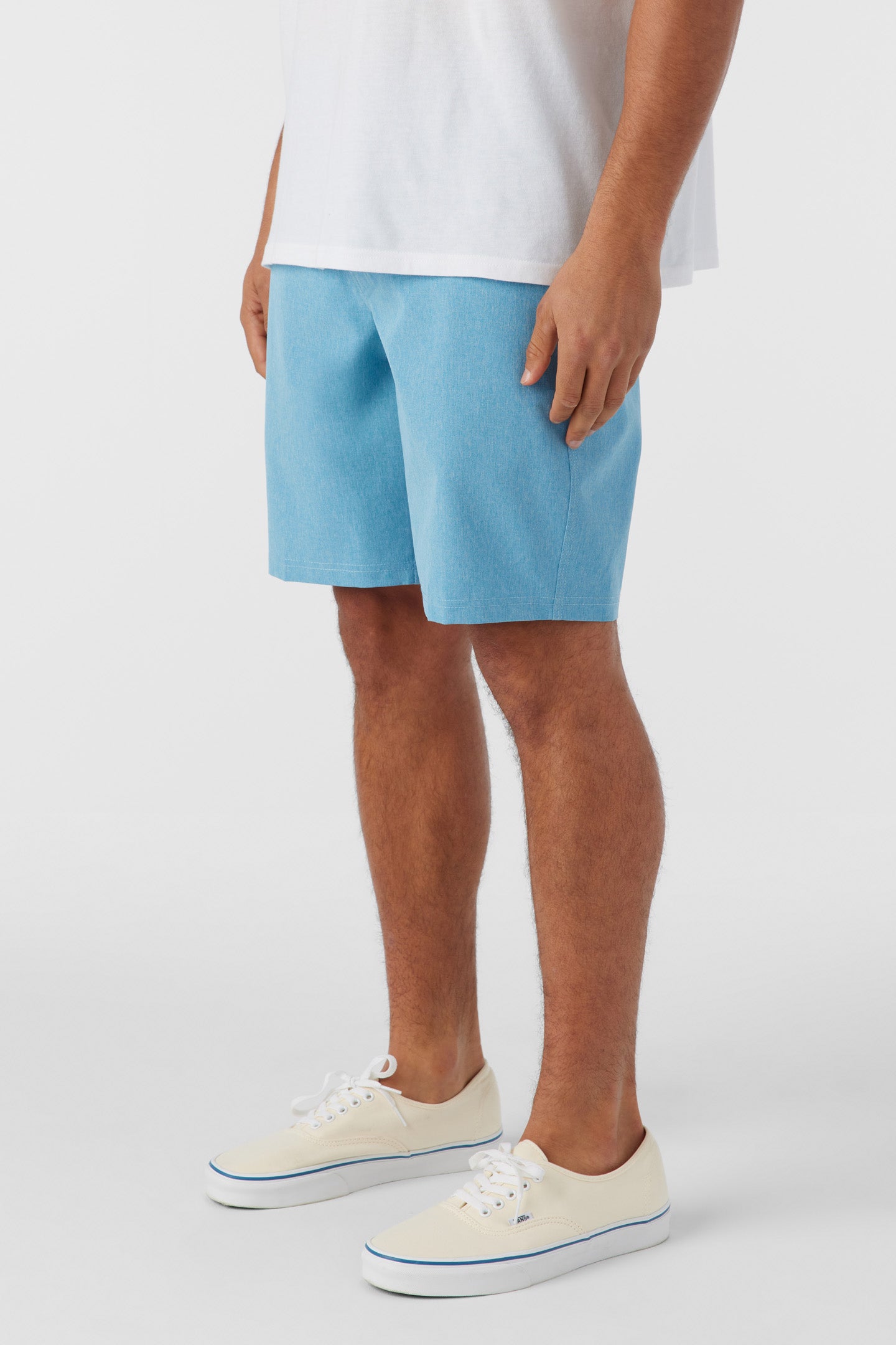 RESERVE HEATHER 19" HYBRID SHORTS