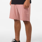 Reserve Light Check 19" Hybrid Shorts