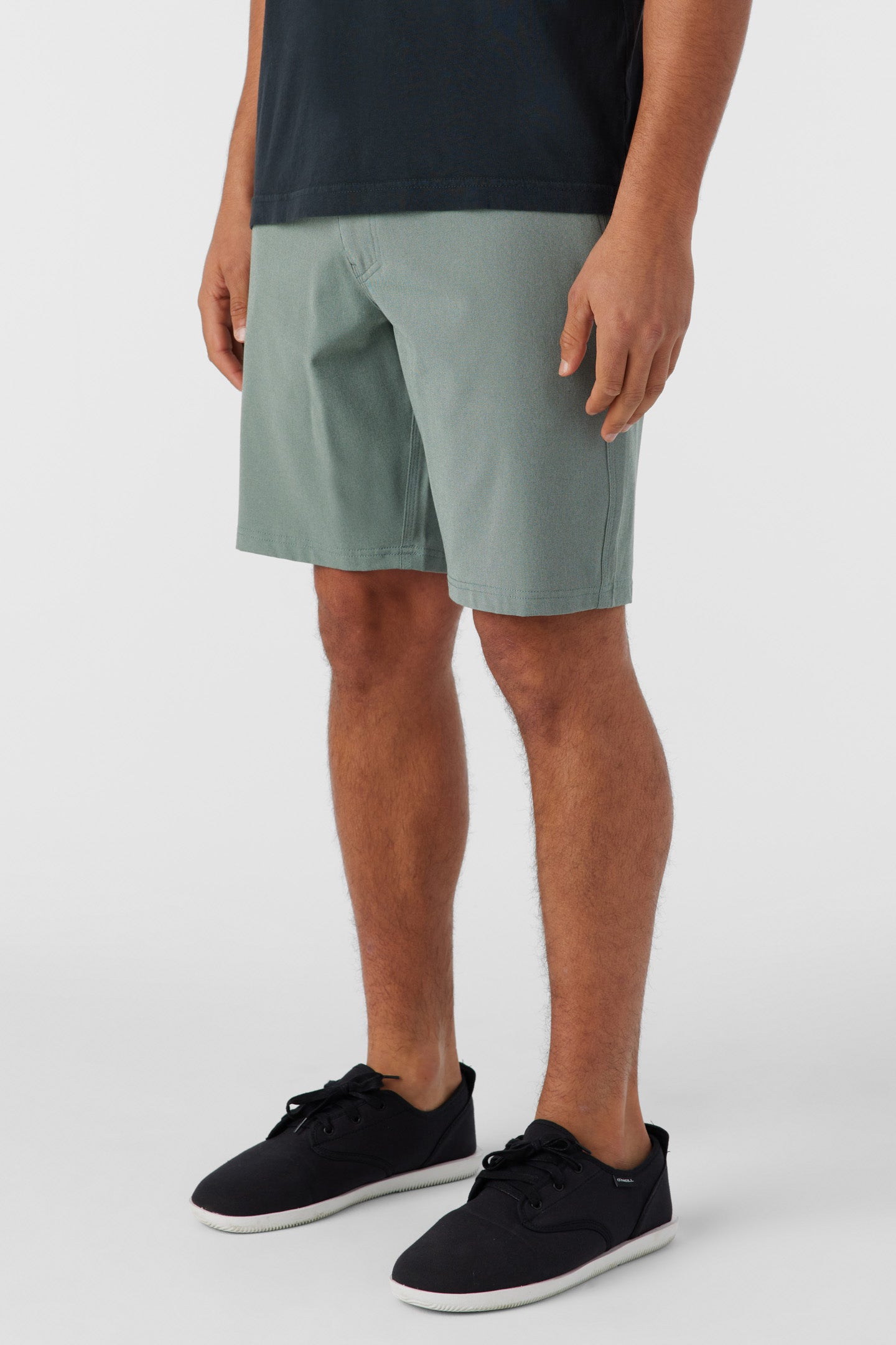 RESERVE LIGHT CHECK 19" HYBRID SHORTS