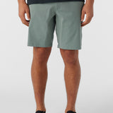 Reserve Light Check 19" Hybrid Shorts