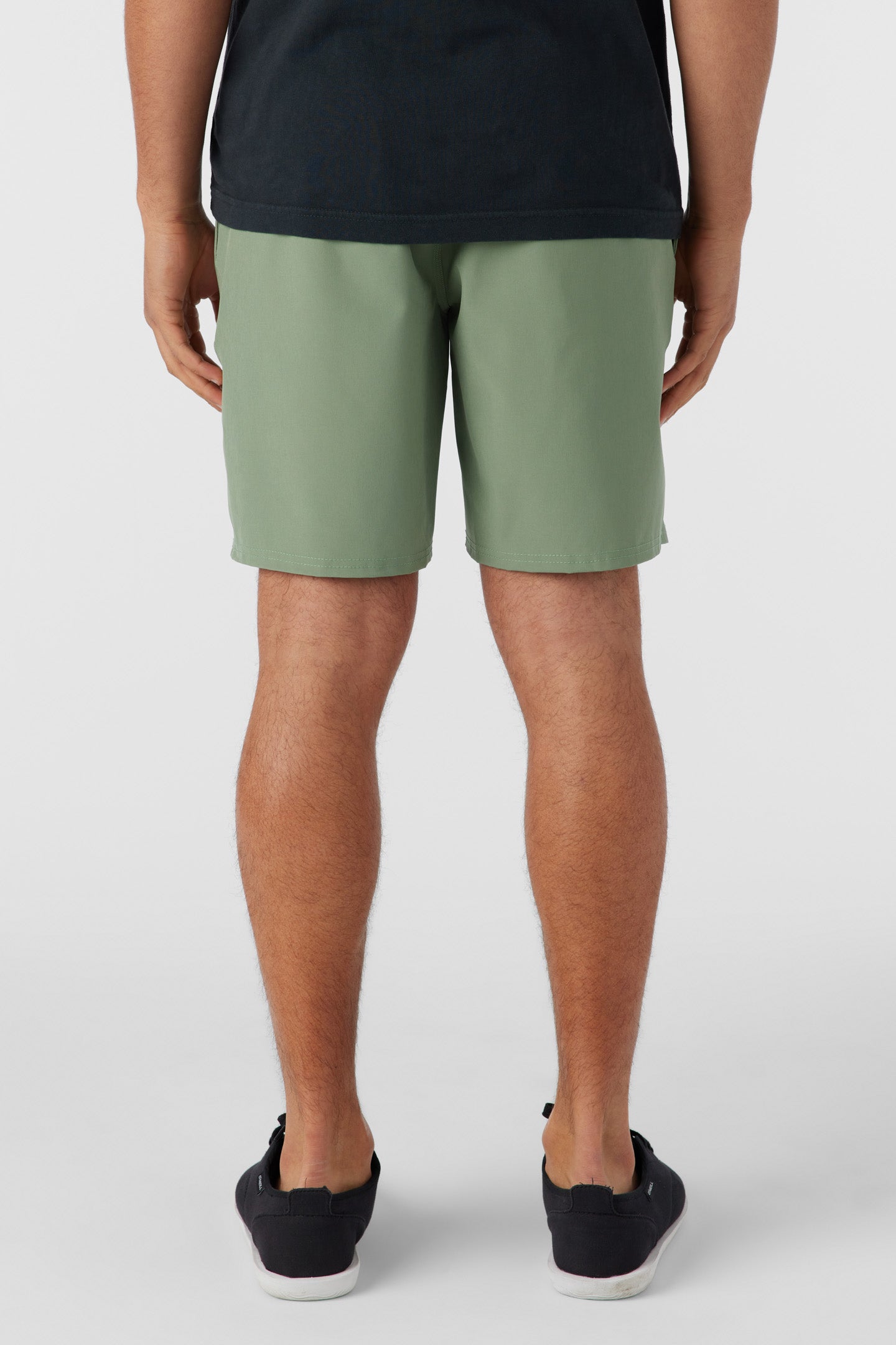 RESERVE ELASTIC WAIST 18" HYBRID SHORTS