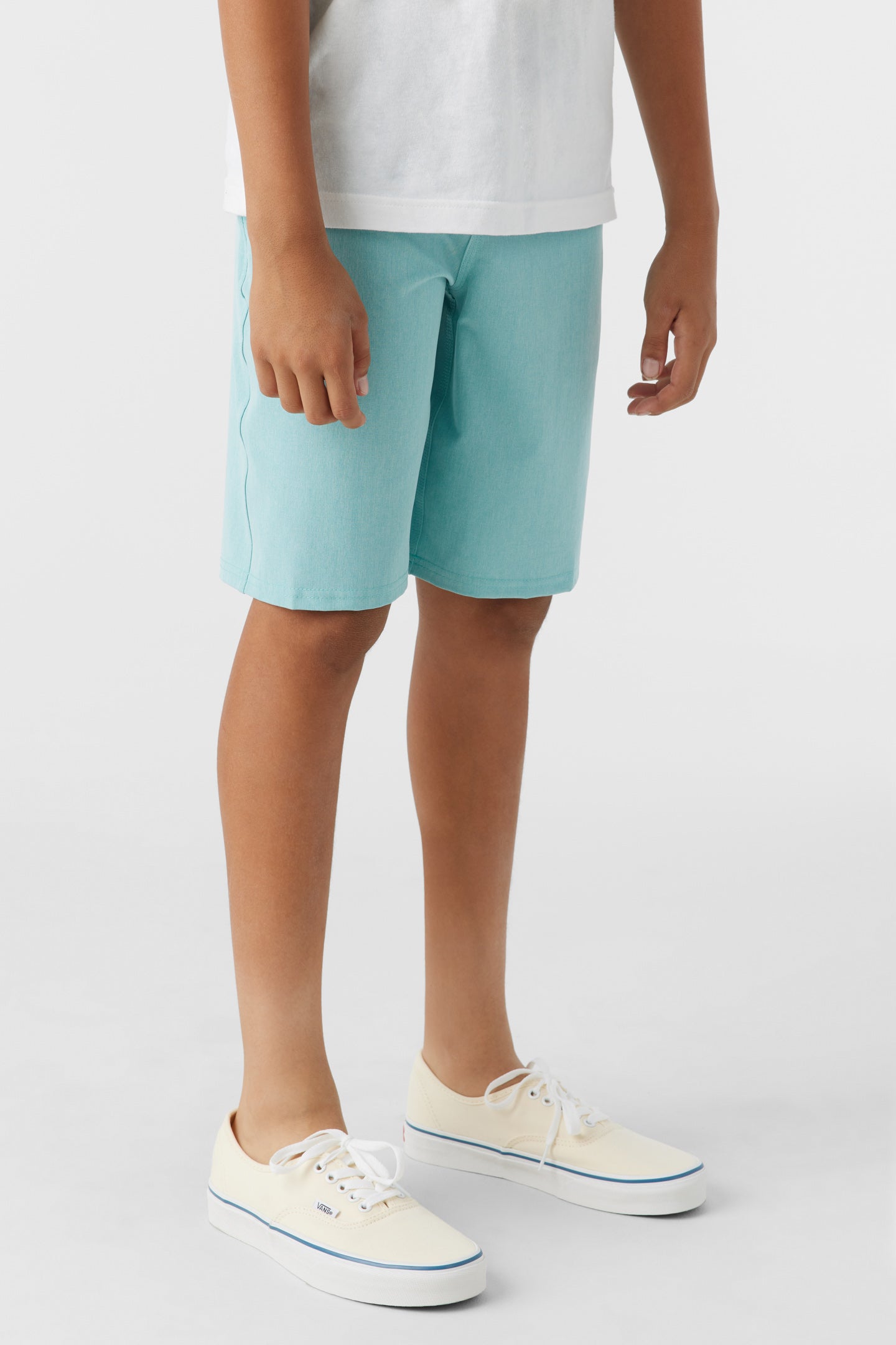 BOY'S RESERVE HEATHER 18" HYBRID SHORTS