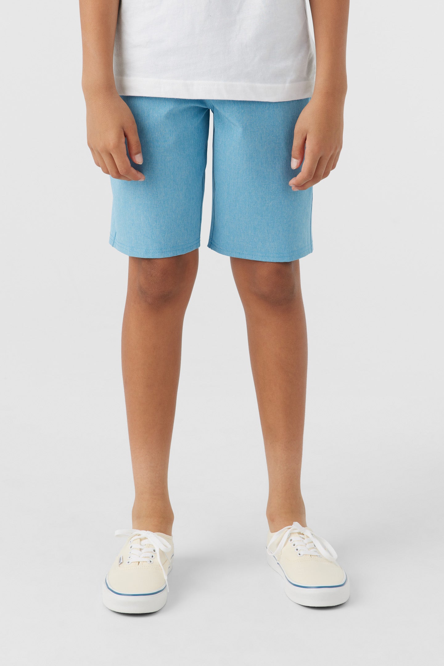 BOY'S RESERVE HEATHER 18" HYBRID SHORTS