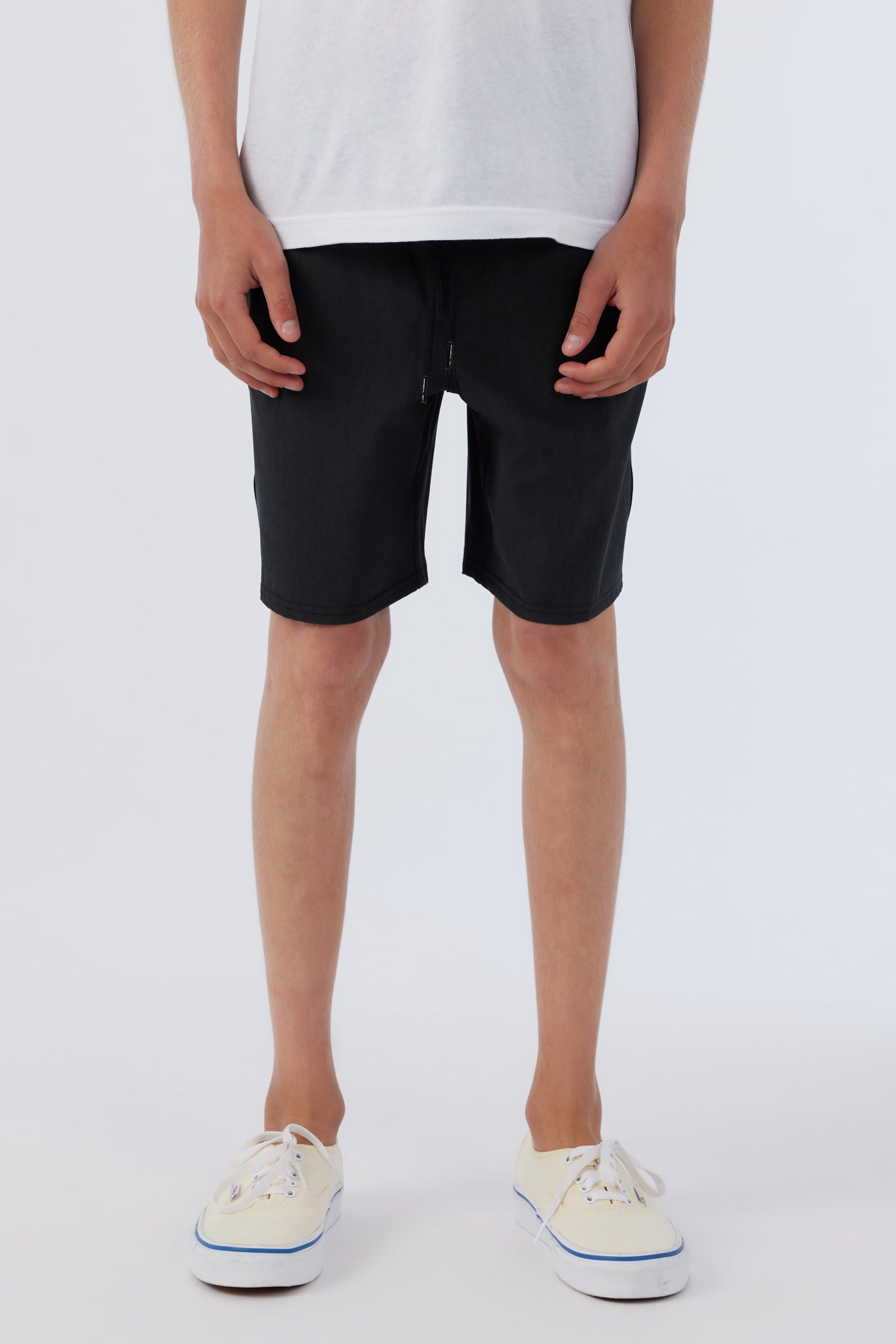 BOY'S RESERVE ELASTIC WAIST 16" HYBRID SHORTS