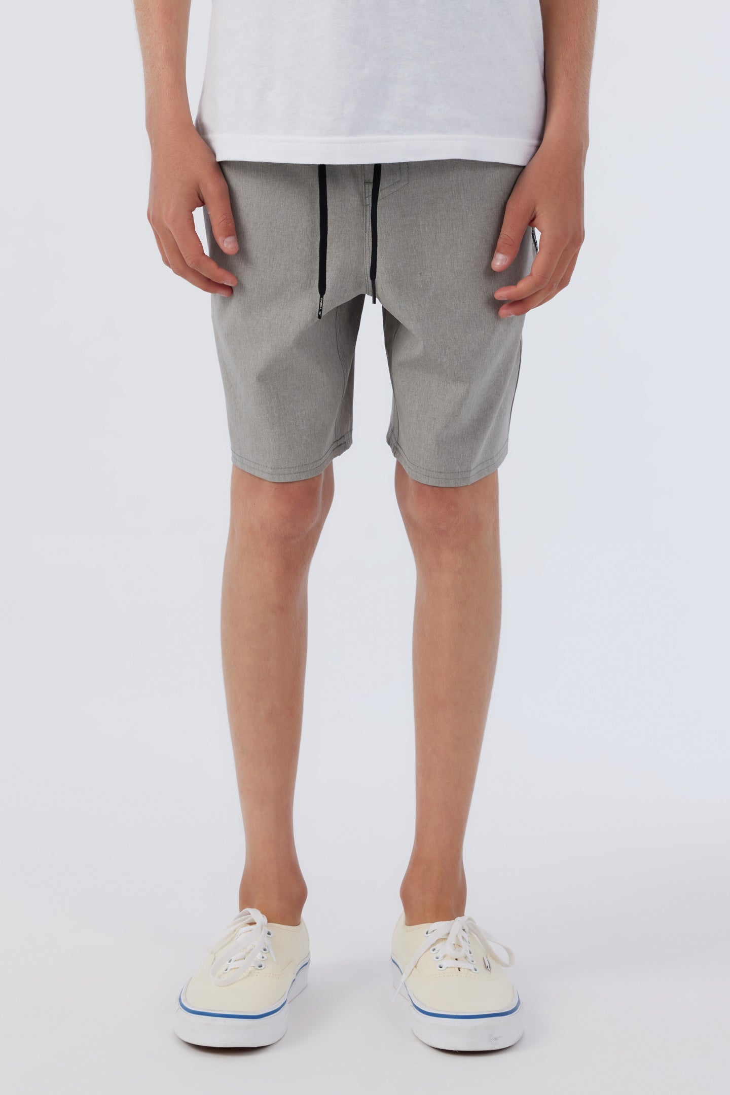 BOY'S RESERVE ELASTIC WAIST 16" HYBRID SHORTS