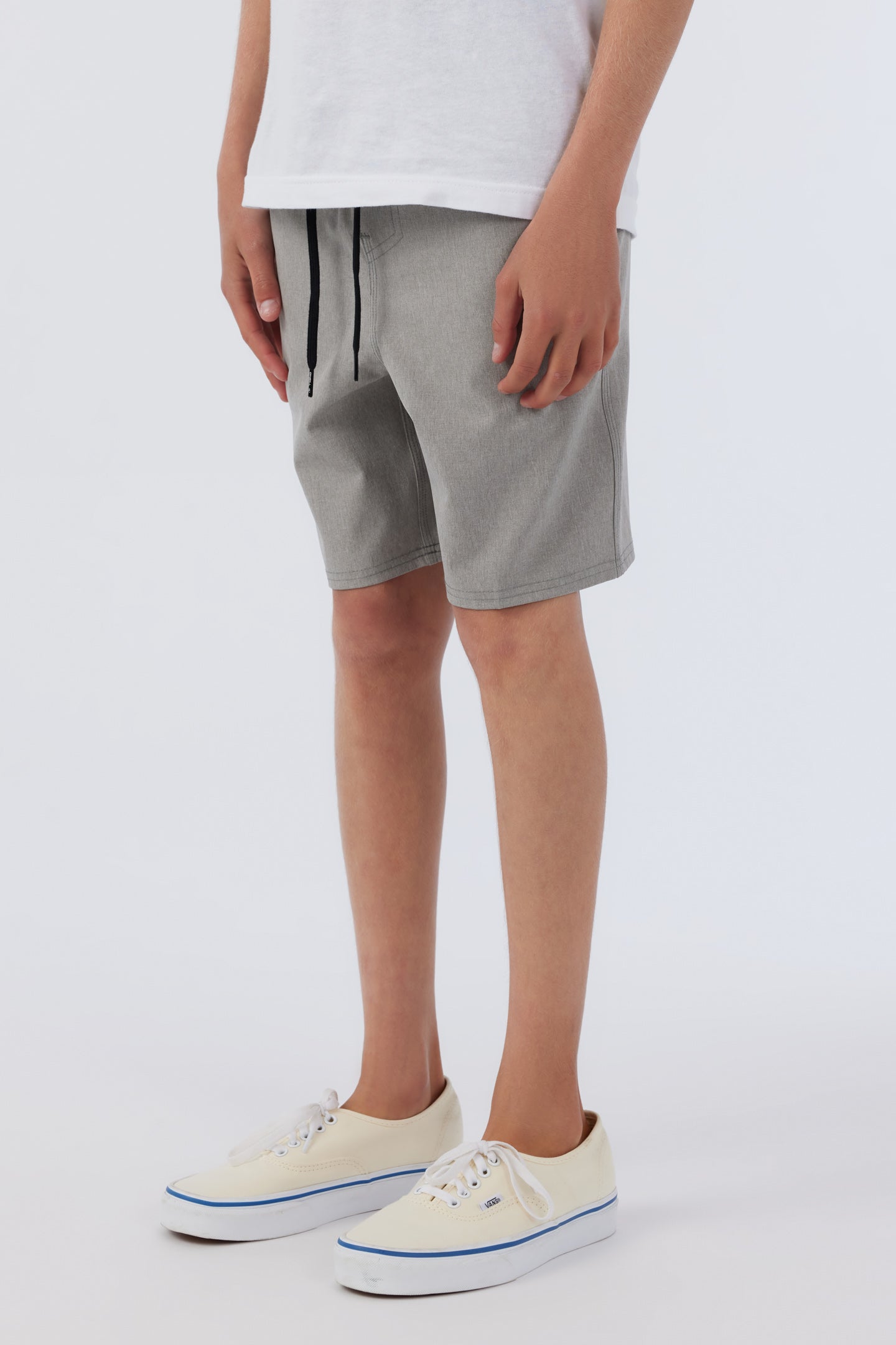 BOY'S RESERVE ELASTIC WAIST 16" HYBRID SHORTS