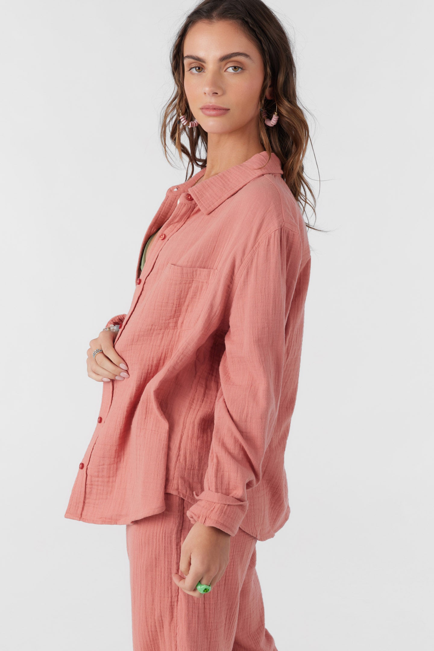 LENI CRINKLE DOUBLE GAUZE BUTTON DOWN SHIRT