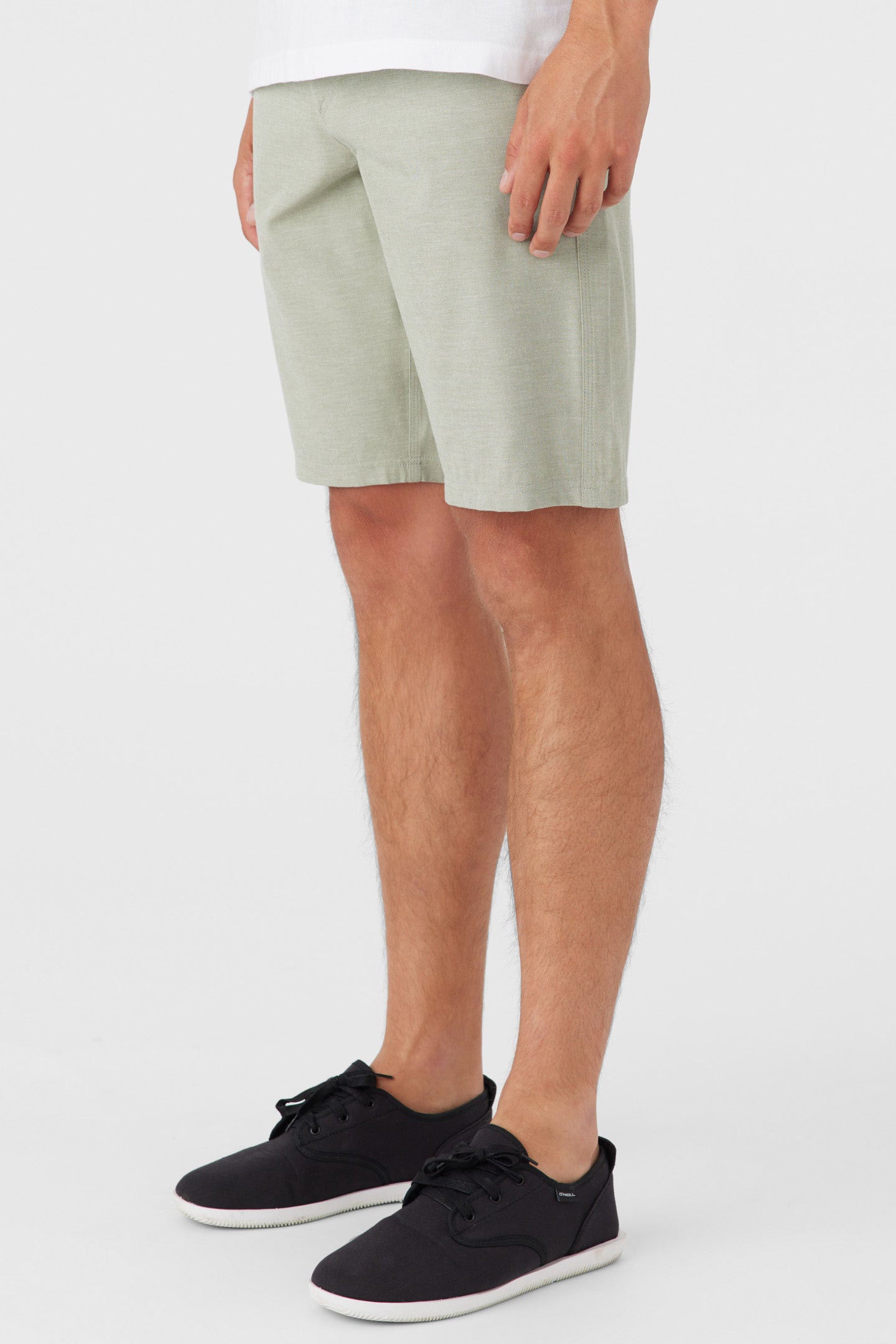 RESERVE LIGHT CHECK 21" HYBRID SHORTS