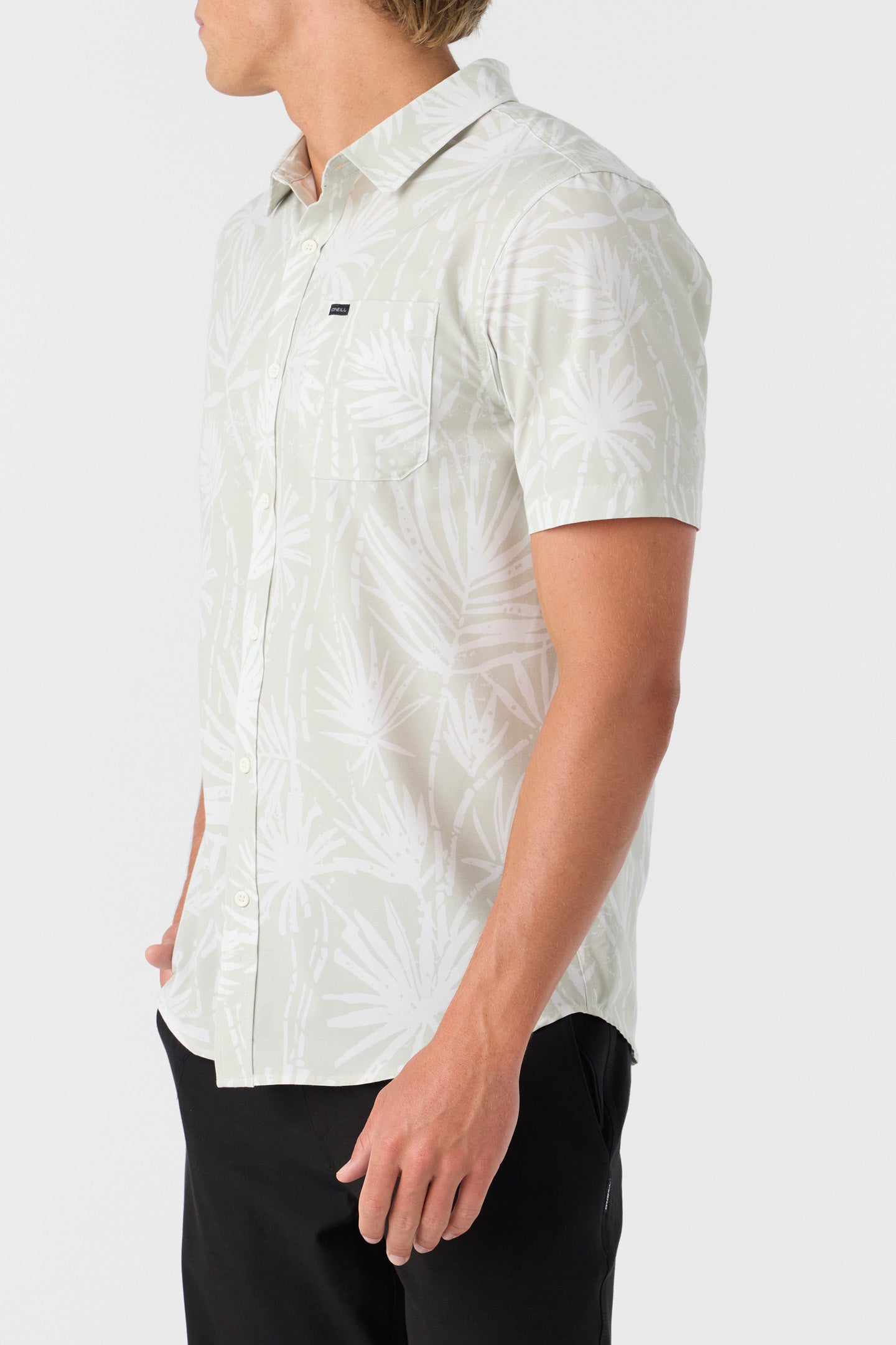 TRVLR UPF TRAVERSE RELAXED FIT SHIRT