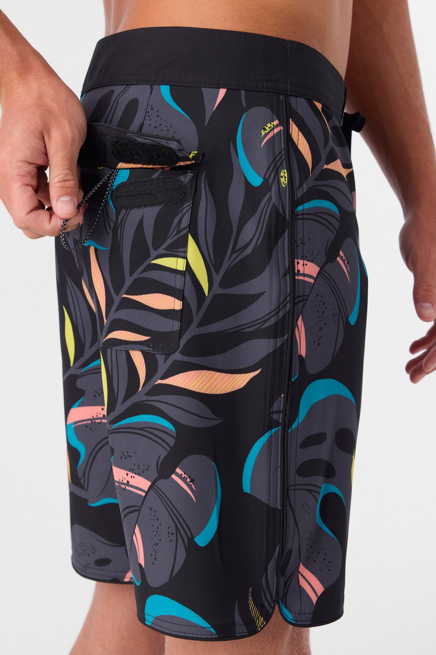 HYPERFREAK MYSTO SCALLOP 19" BOARDSHORTS