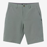 Reserve Light Check 21" Hybrid Shorts