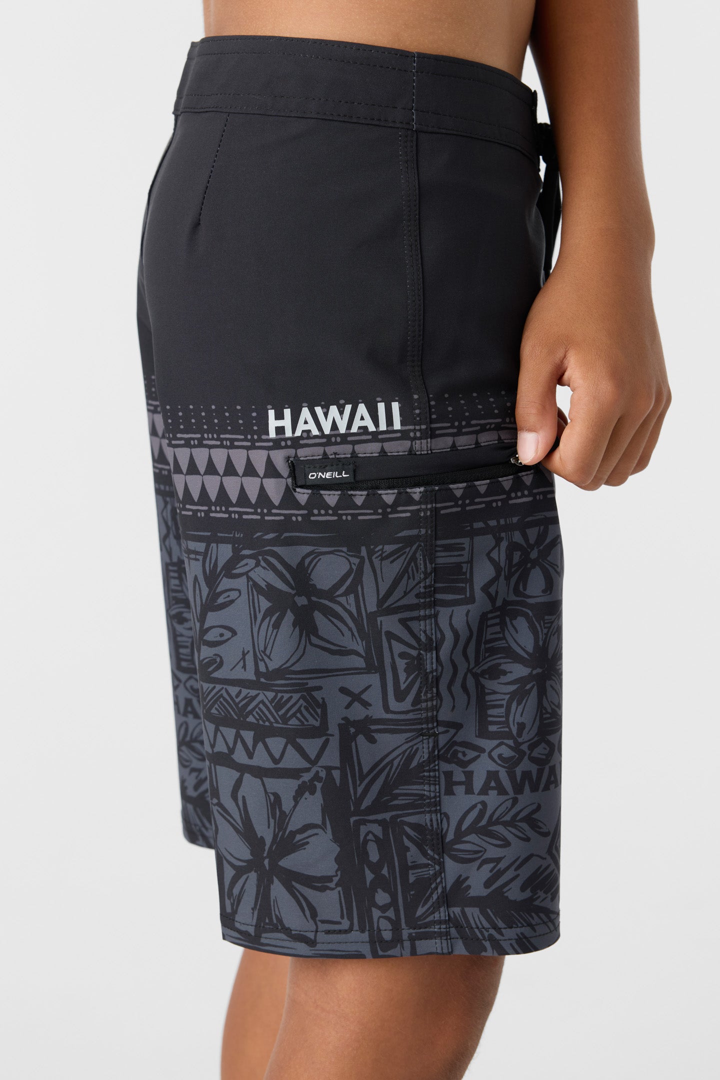 BOY'S HYPERFREAK HEAT HAWAII 17" BOARDSHORTS