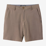 Boy's Reserve Light Check 18" Hybrid Shorts