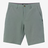 Boy's Reserve Light Check 18" Hybrid Shorts