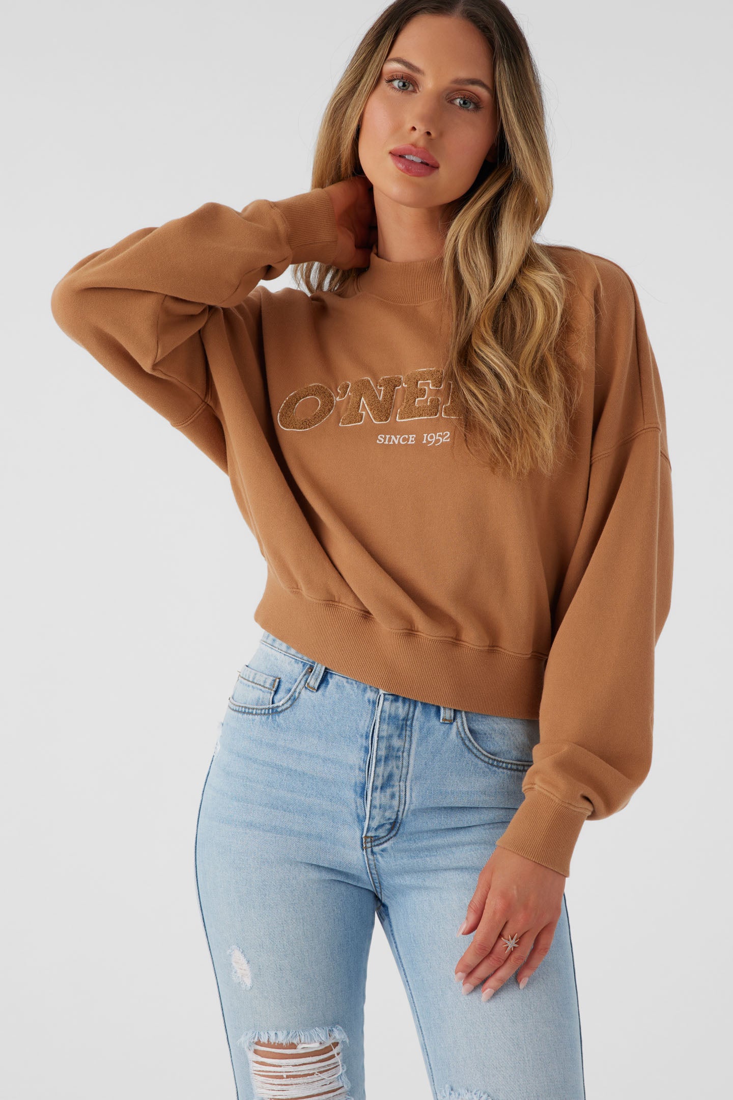 MOMENT CREW NECK CROPPED FLEECE