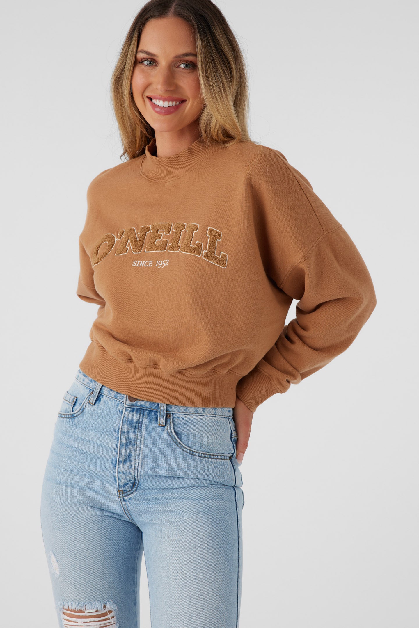 MOMENT CREW NECK CROPPED FLEECE